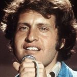 Découvrez notre classement des meilleures chansons de Joe Dassin